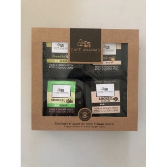 Kit estojo Kraft - Café aromatizado baunilha - Café aromatizado avelã - Café aromatizado chocolate - Café aromatizado chocomenta